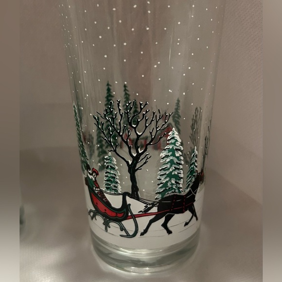 5 Winter Scene.. Holiday highballs. Vintage, KIG Indonesia. 6” tall 3” wide. - Picture 2 of 12